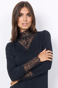 Daisy T-Neck | Black