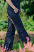 Abbie Box Stretch Pant | Grey Leopard
