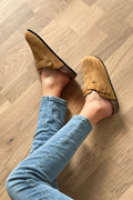 Valencia Mules | Camel